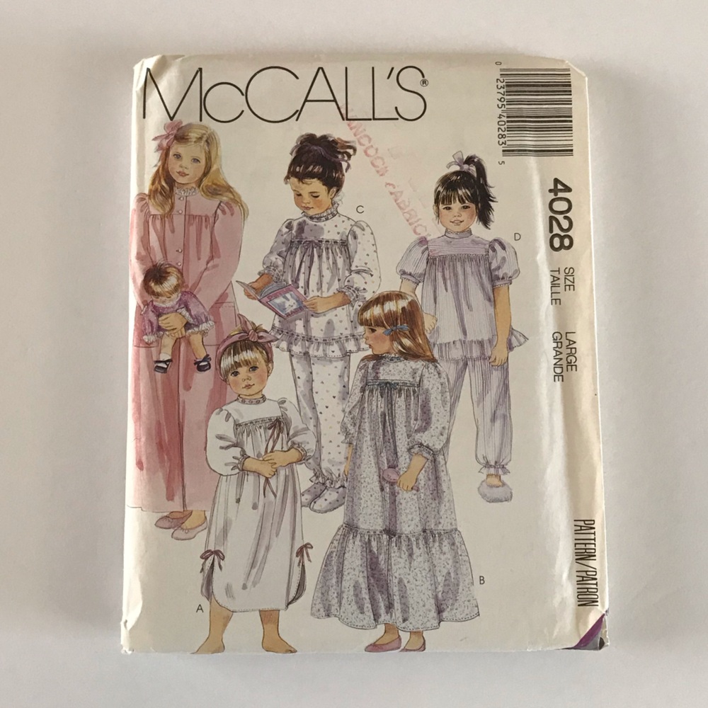 🧵3for12🧵 VTG McCall’s Pattern 4028 Child’s Robe Nightgown Pajamas Booties